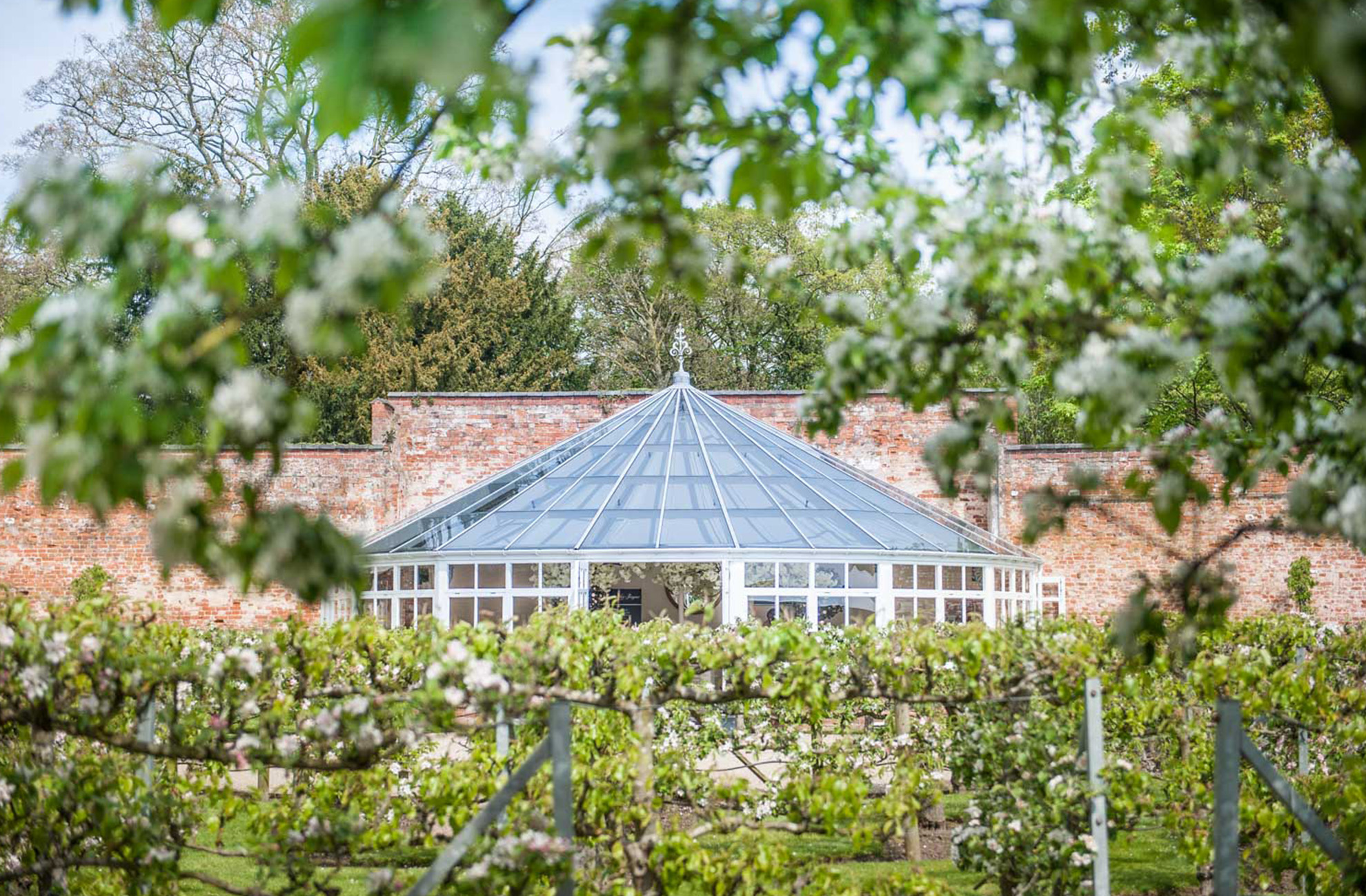Outdoors weddings at Combermere Abbey - the Glasshouse