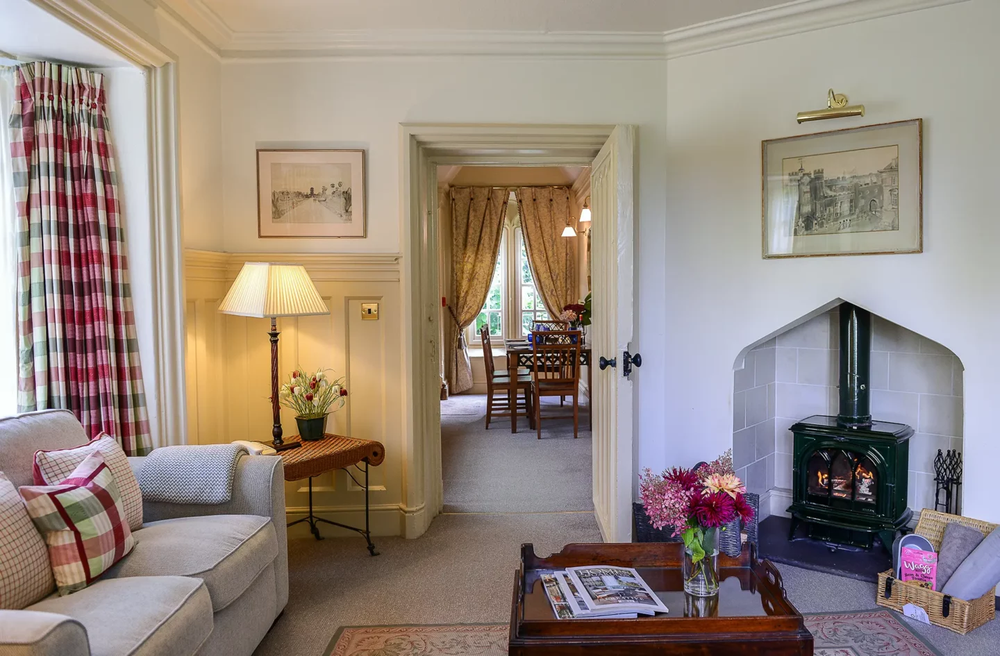 Combermere-Abbey-stone-lodge-living-room-photography