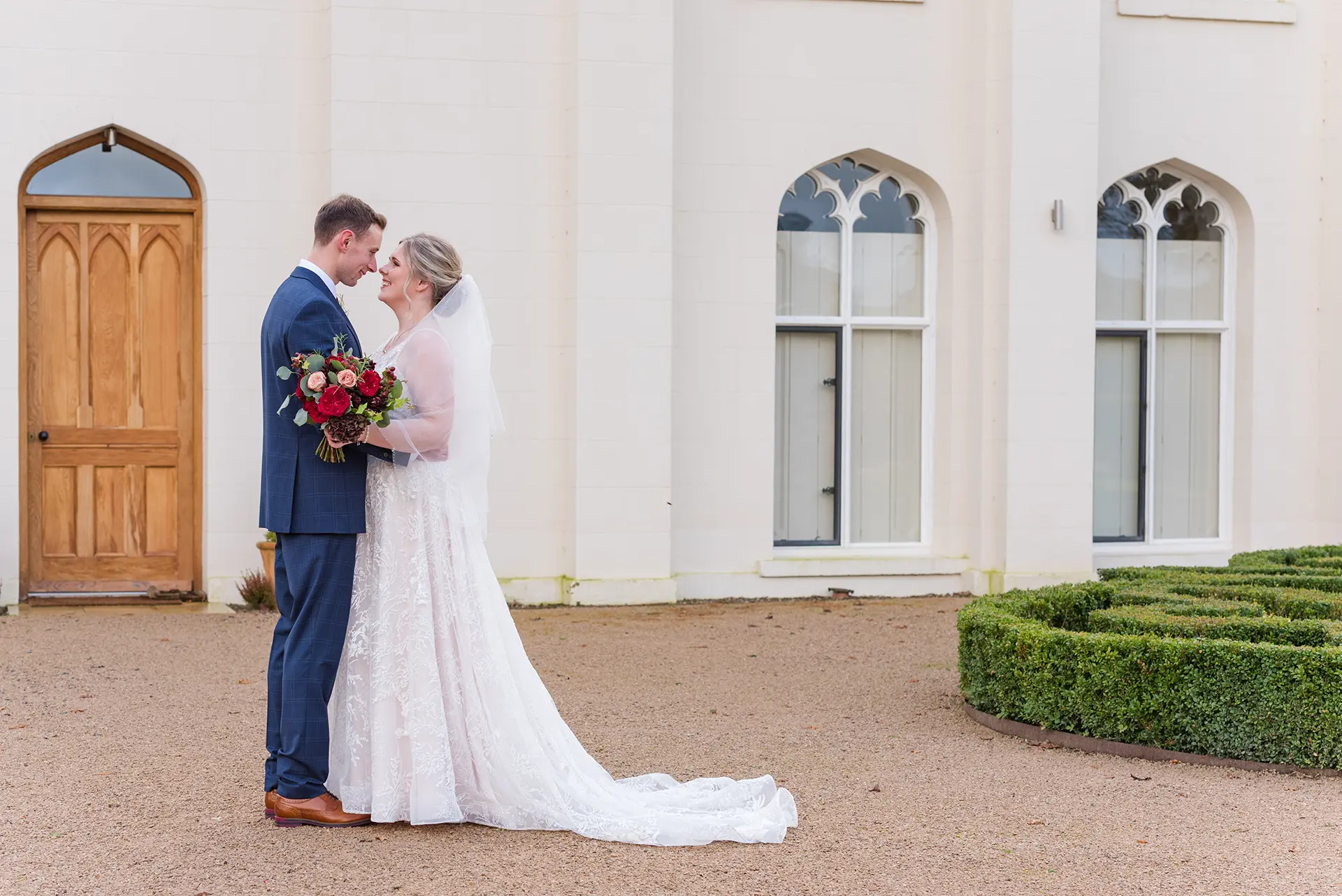 Combermere Abbey bride and groom