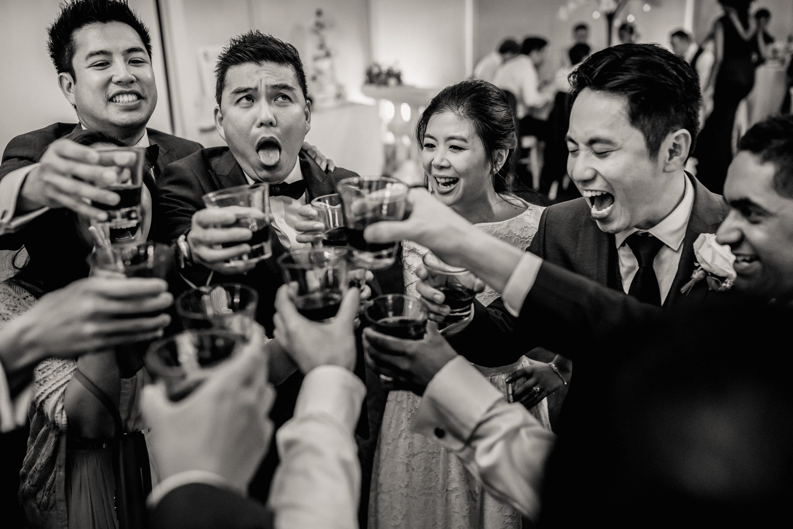 How to surprise your wedding guests